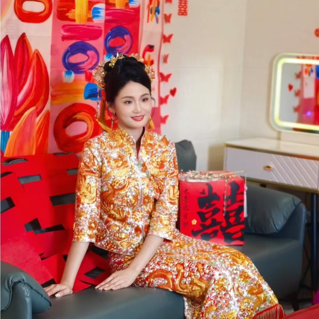 小褂皇龙凤褂出租手工中式结婚新娘龙凤裙褂礼服秀禾婚服嫁衣租赁
