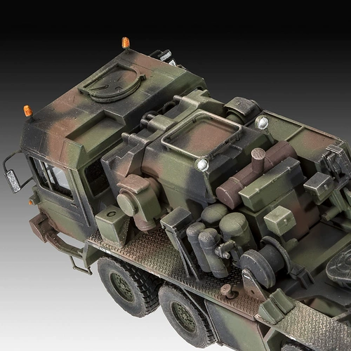 3G модель Revell/Lihua 03311 1/72 SLT 50-3 Pixel Trailer+Leopard 2a4 Основной боевой танк