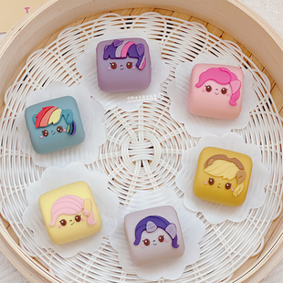 哆唻咪卡通包 卡通马独角兽肠仔包饺子模具花样造型家用辅食模具
