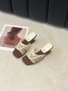 滨莉法式编织露趾拖鞋女2026夏季新款方头高跟粗跟配裙子凉拖鞋女