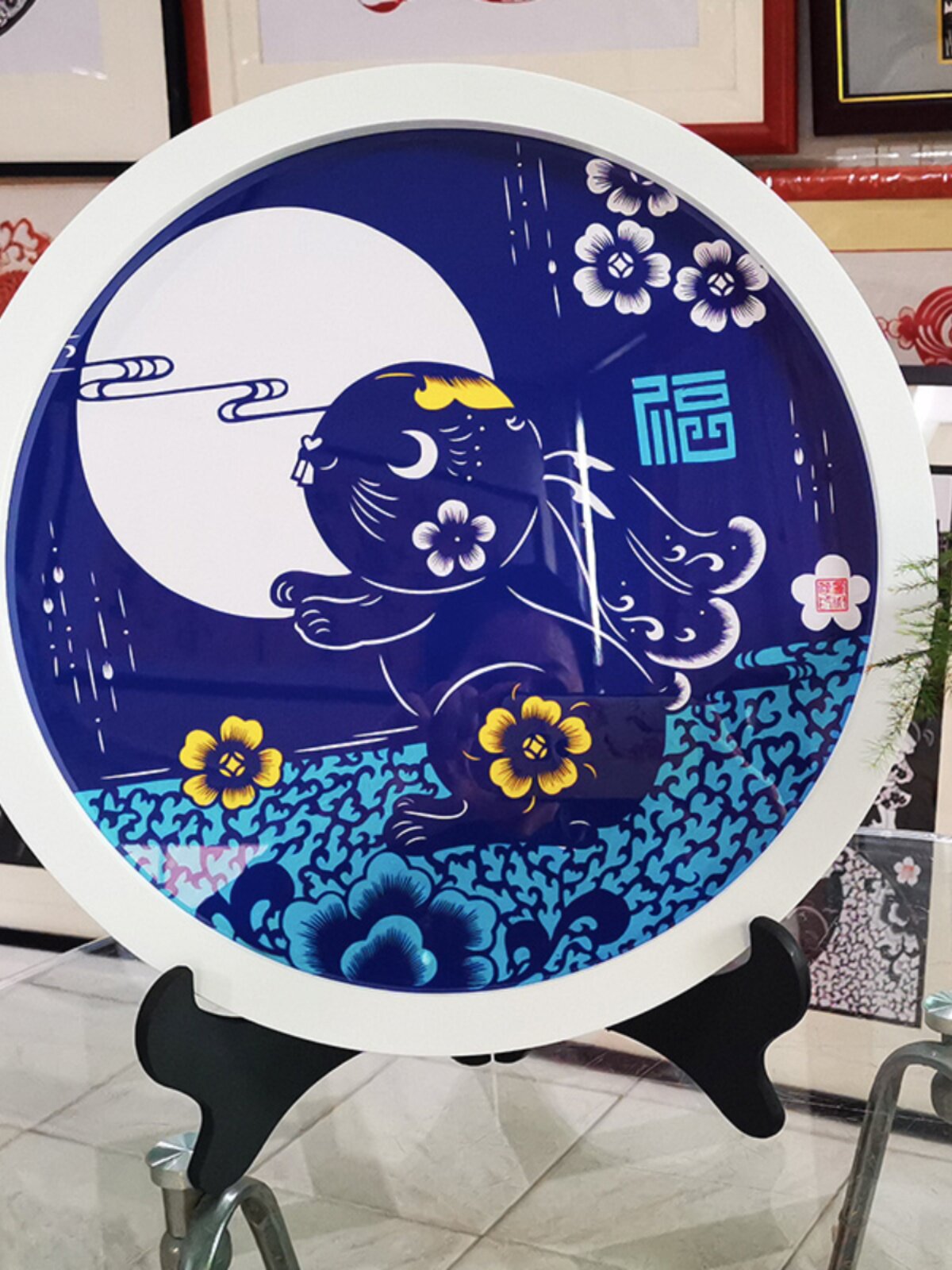 卢淑蓉纯手工剪纸画家居特色手工艺装饰画兔年圆形礼盒装送礼生肖