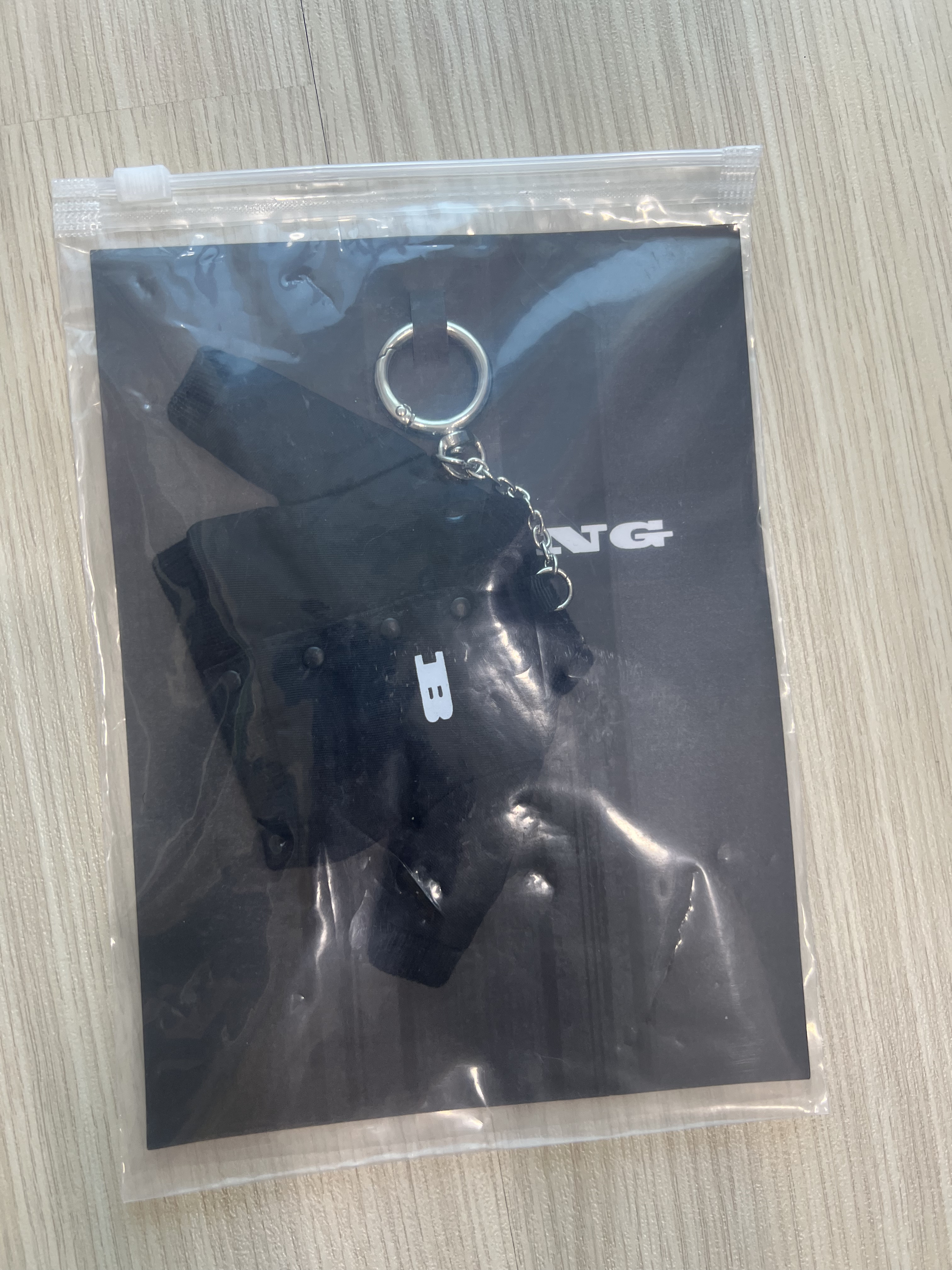 thumbnail for BIGBANG clothing keychain, brand new authentic, counterfeit compensation tenfold, in stock, no waiting.
