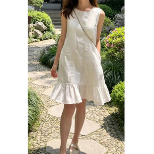 小个子白色连衣裙女士2026夏季新款裙子无袖压褶荷叶边A字裙韩版
