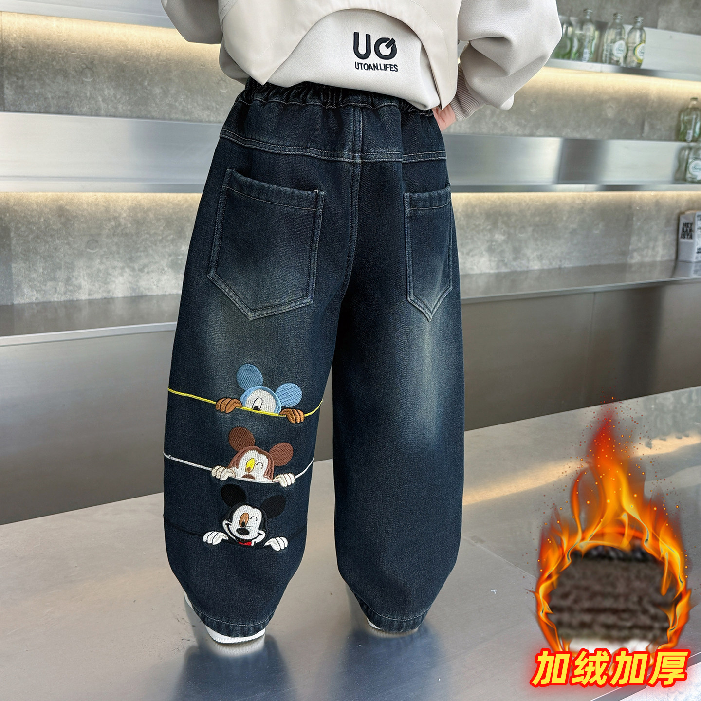 男童秋冬款加绒牛仔裤2026新款韩版儿童米奇卡通休闲裤帅气弯刀裤