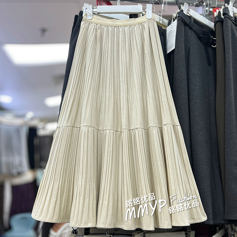 冬天好看垂感大摆丝绒半身裙女秋冬2025新款黑色显瘦百褶裙长裙子