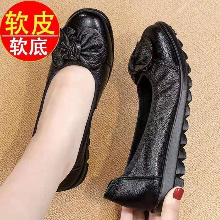 品牌鞋清仓妈妈鞋软底夏真皮单鞋工作鞋平底防滑老人豆豆鞋女浅口
