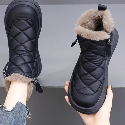 断码撤柜鞋真皮厚底雪地靴女款冬季平底防滑短靴加绒加厚保暖棉靴