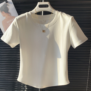 春季流行穿搭风格修身长袖T恤女2026新款内搭打底衫正肩圆领上衣