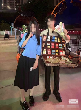 夜市烟地摊烟箱挂脖子复古风