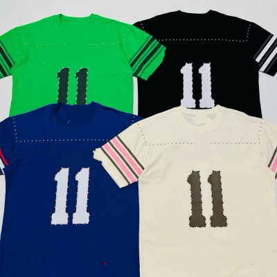 11号钻T恤 SS26 STUDDED FOOTBALL TOP 水钻贴花字母短袖衣t恤