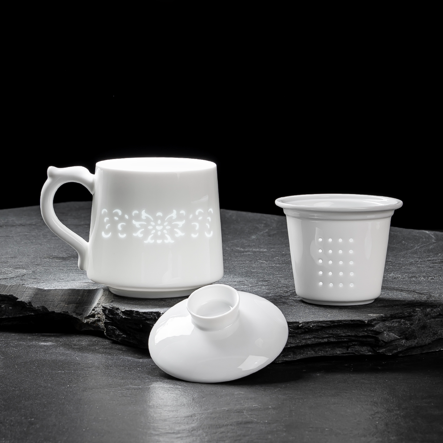 2025新款白色陶瓷茶杯镂空玲珑雕花过滤茶具办公居家泡茶杯套装