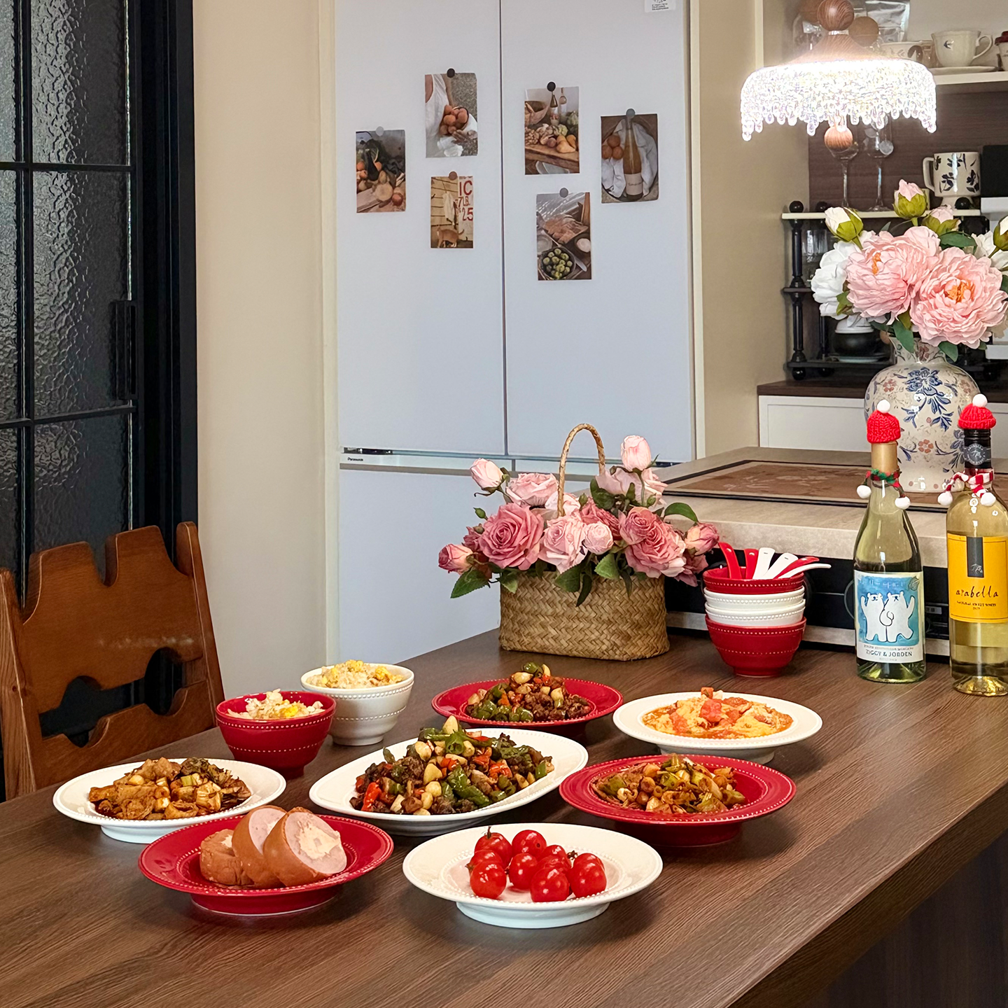 2026新款釉下彩碗碟套装家用高颜值简约浮雕餐具乔迁碗盘碗具组合