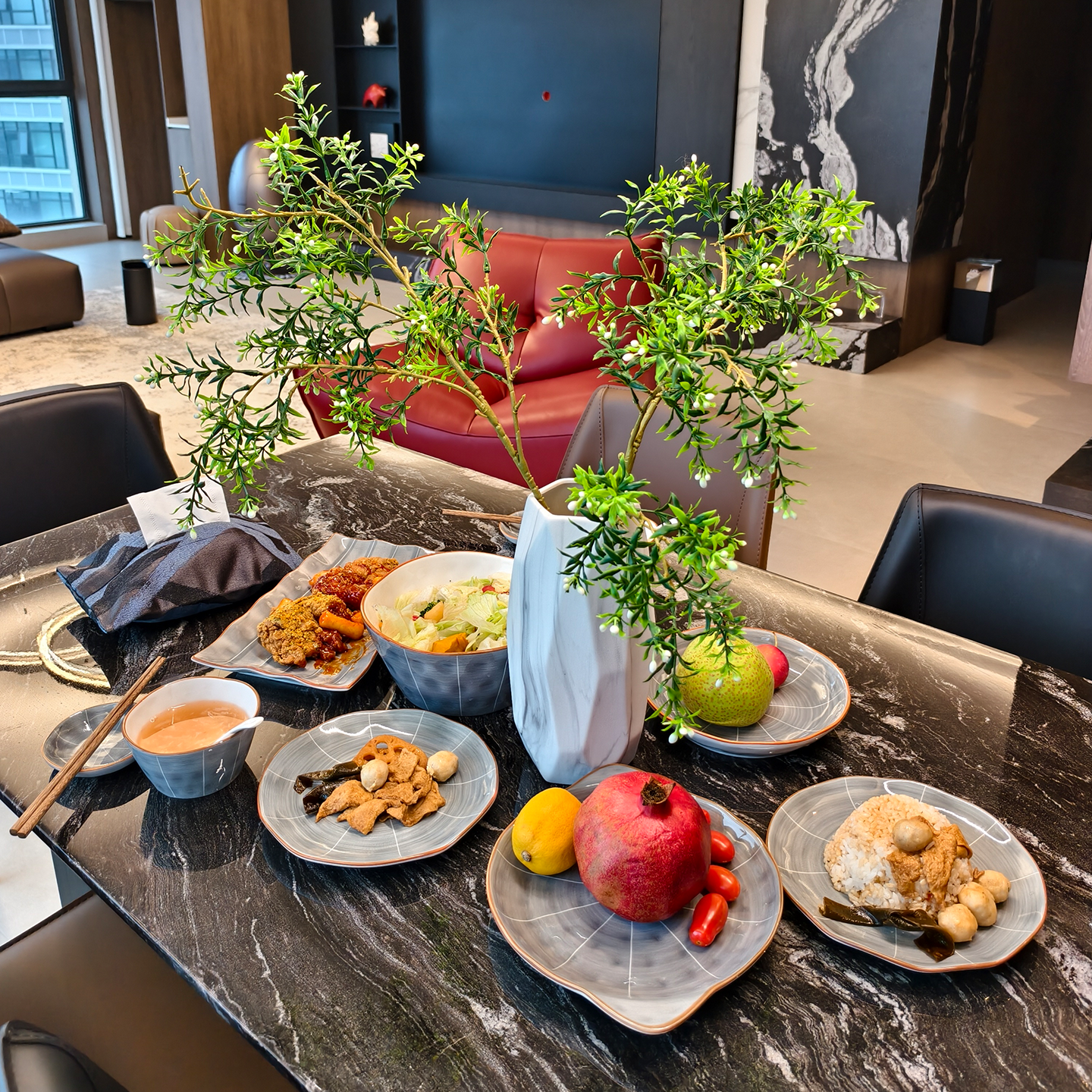 釉下彩2025新款碗碟套装家用高颜值ins风餐具乔迁新居送礼碗组合