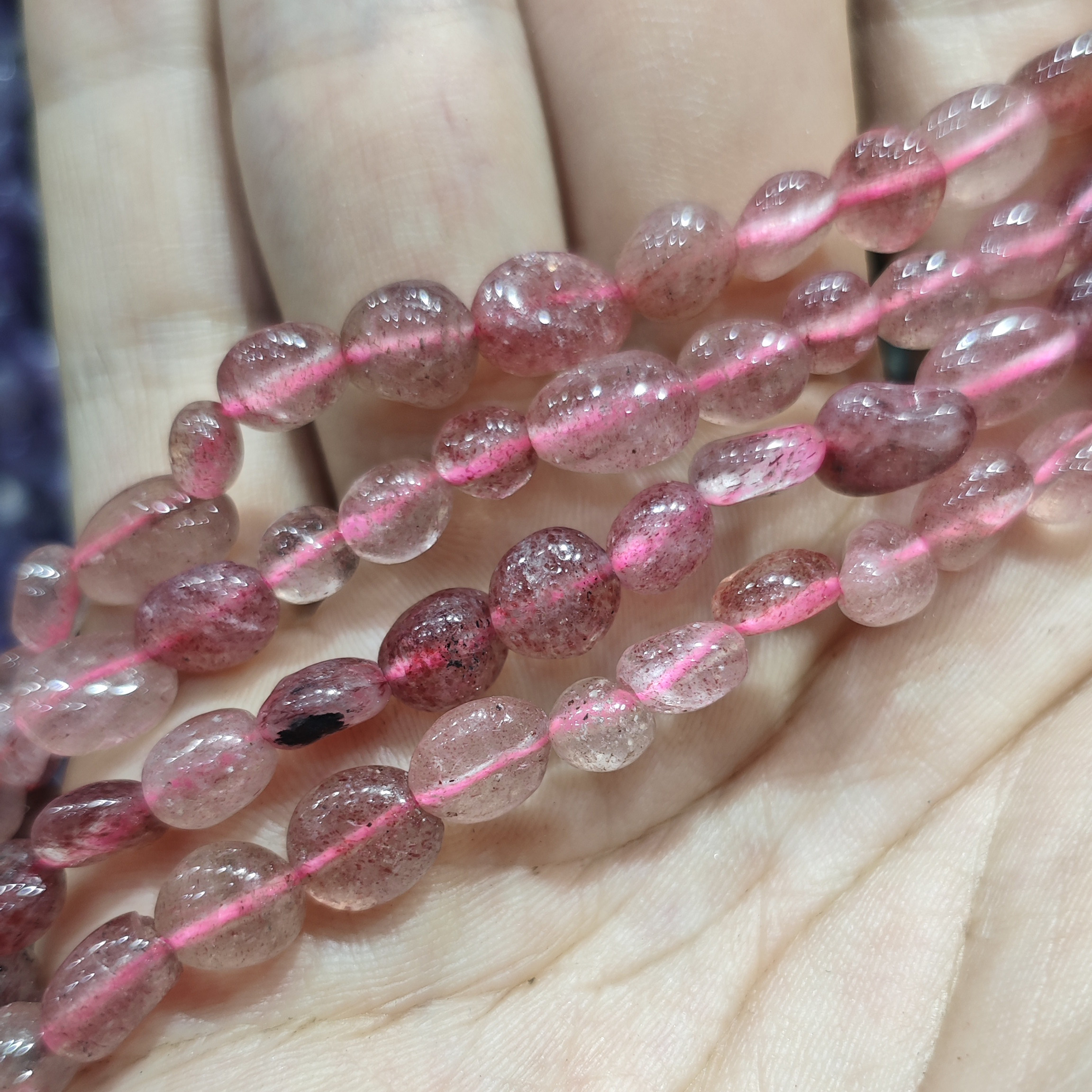 天然草莓晶鹅卵形不规则串珠子半成品 DIY手工女款手链