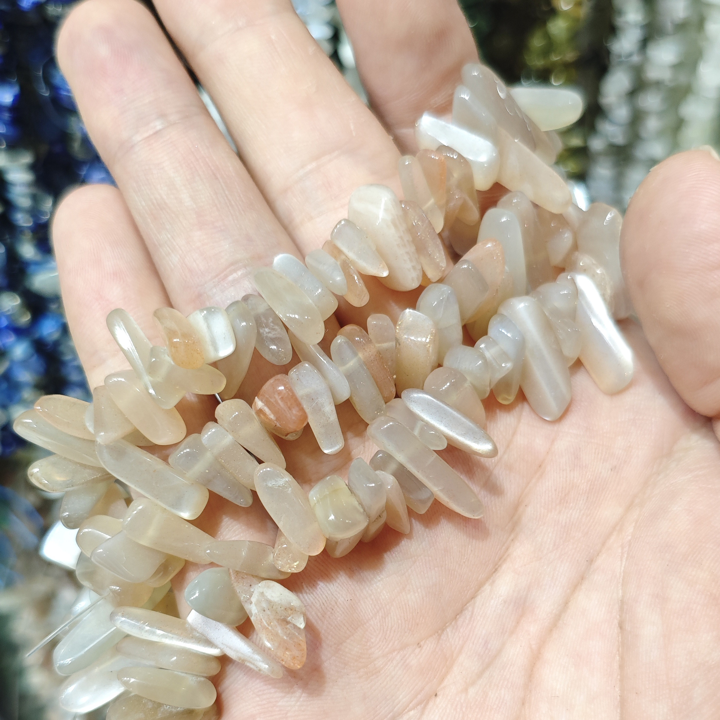天然彩月光不规则形状狼牙碎石散珠串珠子 DIY手工女款手链手串