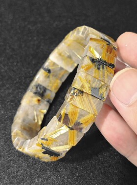 天然原矿黑金钛晶手排 满顺发黑丝金发手牌 方形片式手排贴
