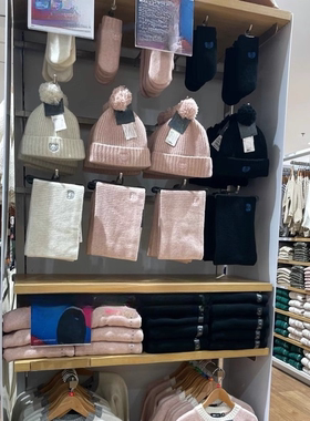 外贸原单 童装KAWS HEATTECH souffle yarn舒芙蕾针织围脖485493