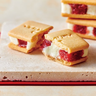 cut草莓奶油厚切夹心饼干芝士蛋糕 ruby 满200日本直邮 日本very