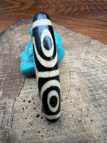 藏传风化老包浆高油包浆牙黄四眼天珠吊坠西藏真品藏式佛珠配饰