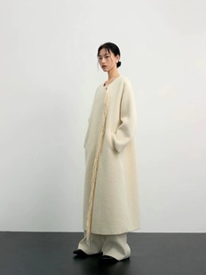 25FW 宽松米杏色斜门襟流苏羊毛大衣女 时尚