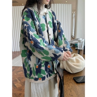卢浮冬季新款日系复古减龄绿色碎花羊毛针织开衫显瘦廓形上衣女