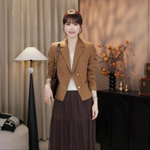 小个子外套女 西装 2026春秋新款 简约立体剪裁显瘦分割线时尚