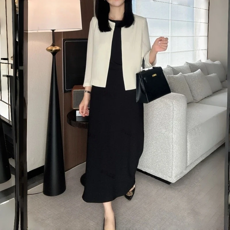 春夏新款高级感时尚休闲百搭气质女士小香风九分袖薄款西装短外套