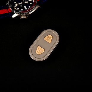 暗黑2重制版 EDC推牌啪啪币解压玩具符文之语精神暗黑核手办模型