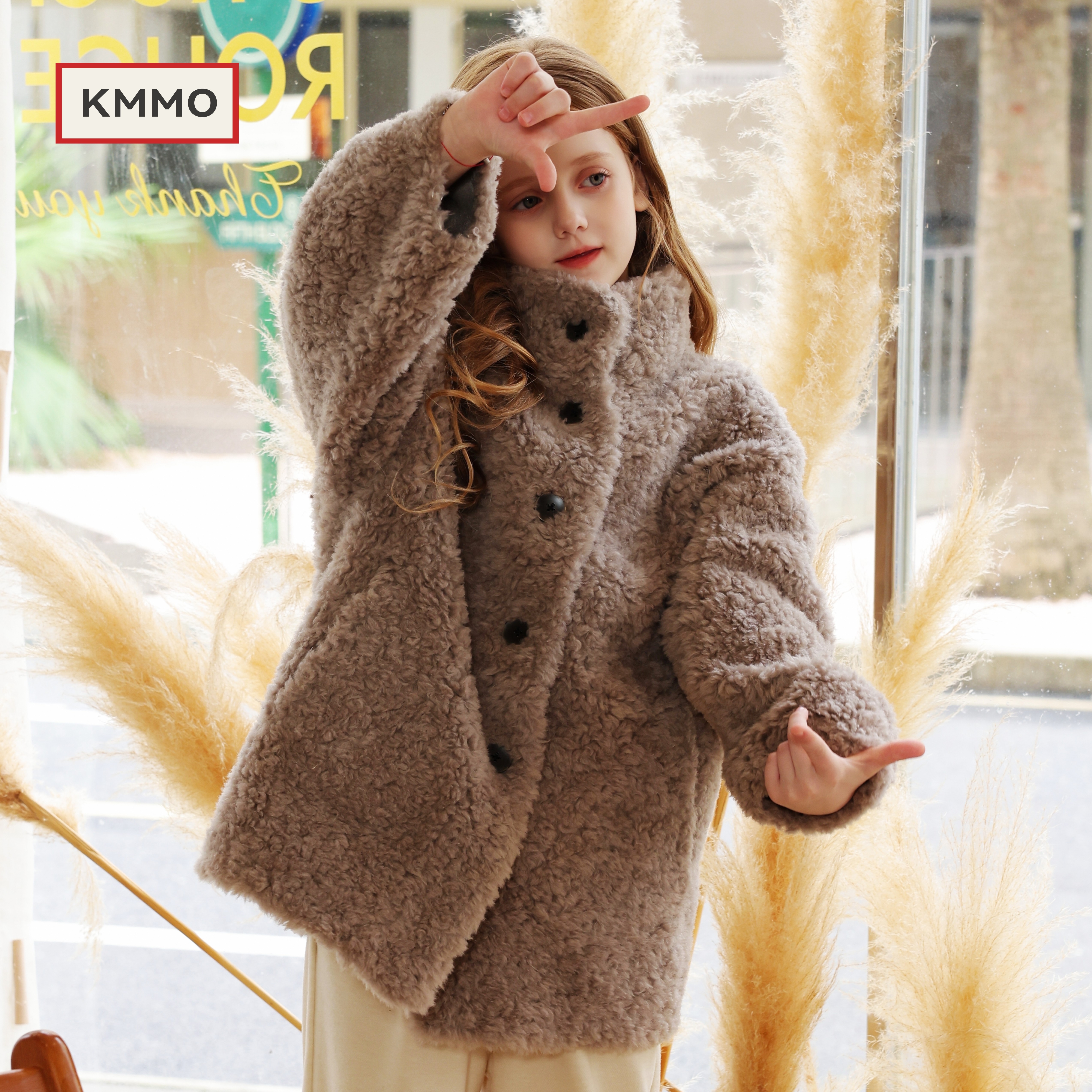 KMMO女童冬季皮毛一体中长外套
