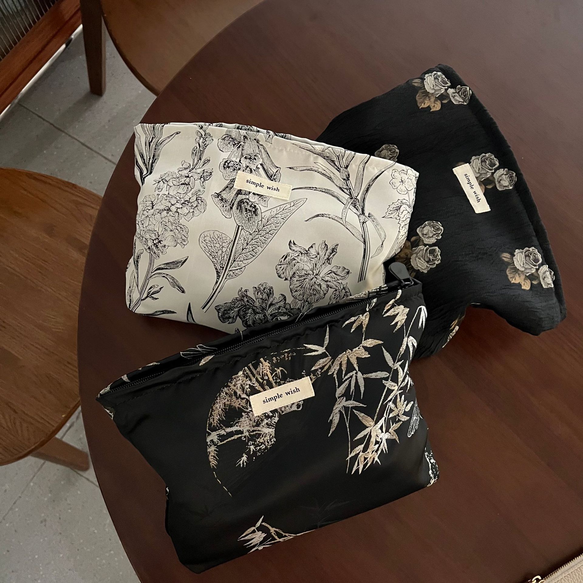 黑白灰国风质感化妆包提花内胆包大容量帆布收纳袋女旅行洗漱包