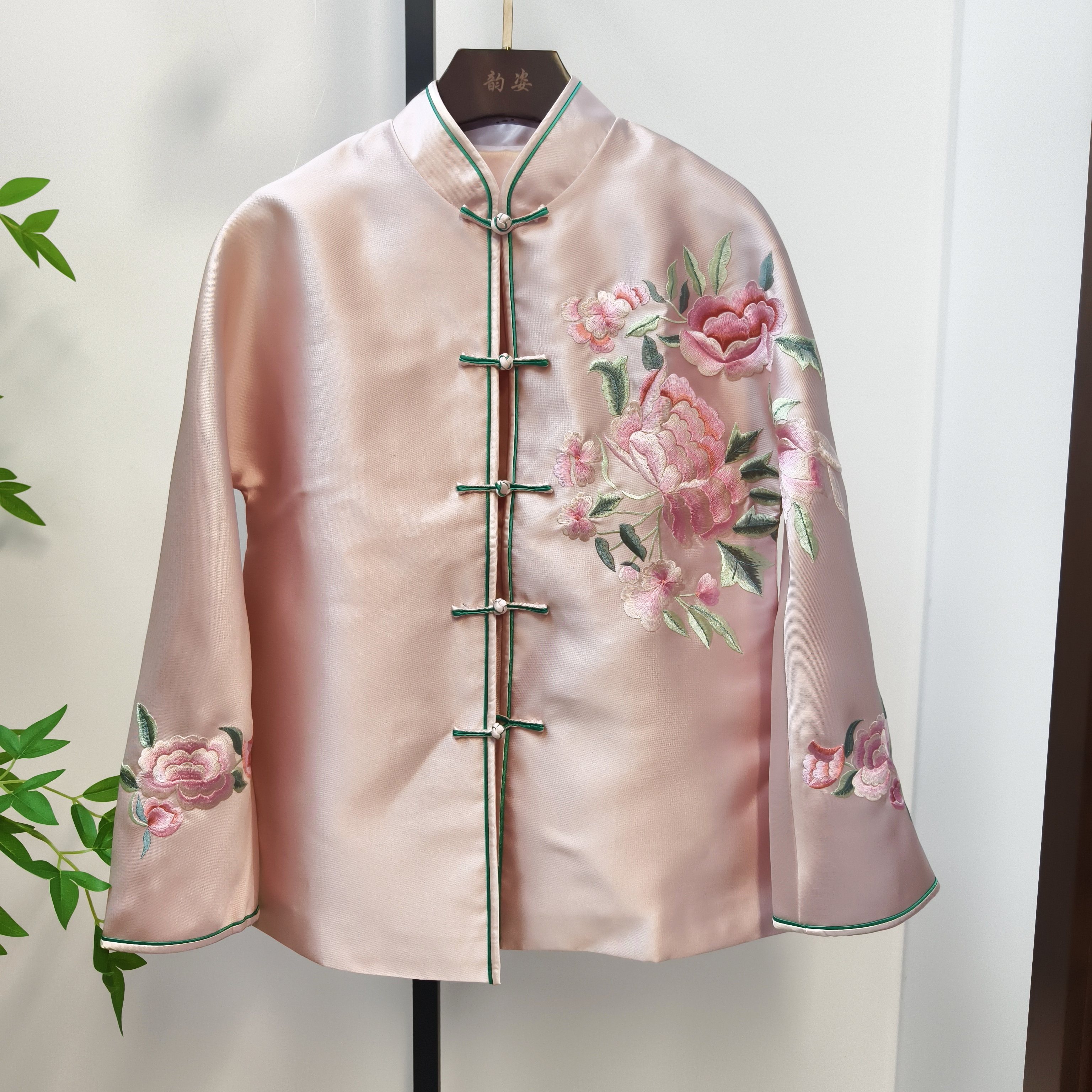 春夏新品 中国风唐装绣花A字大码年轻改良中式立领盘扣上衣外套,女装/女士精品,上衣,淘宝优惠券,粉丝福利购,淘宝优惠卷