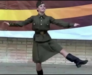 苏联红军表演出文化剧本杀演绎推理唱喀秋莎民族特色年会套装cos