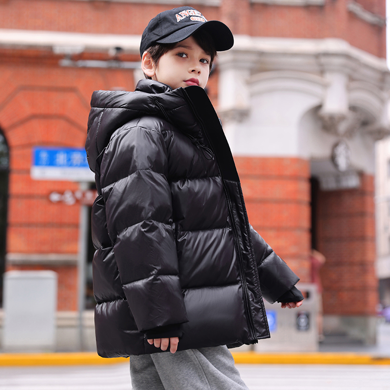 新款巴拉品男女童羽绒服短款加厚