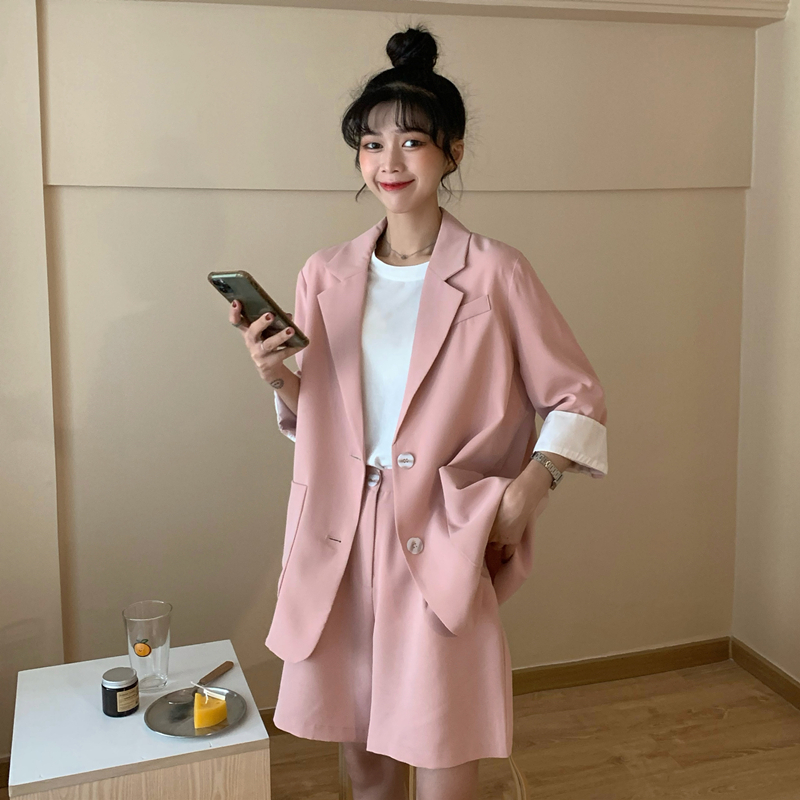 Real shot real price Korean version medium sleeve thin casual suit jacket women's small suit + High Waist Shorts