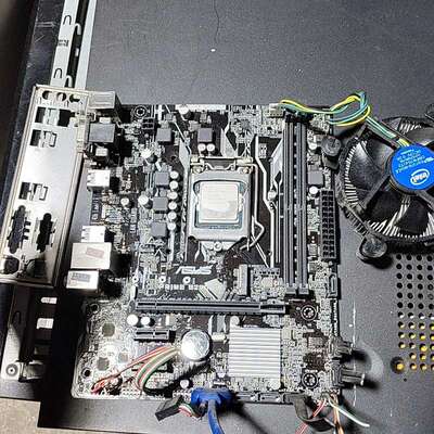 议价i7 6700K CPU+板，主板，有挡板可维修