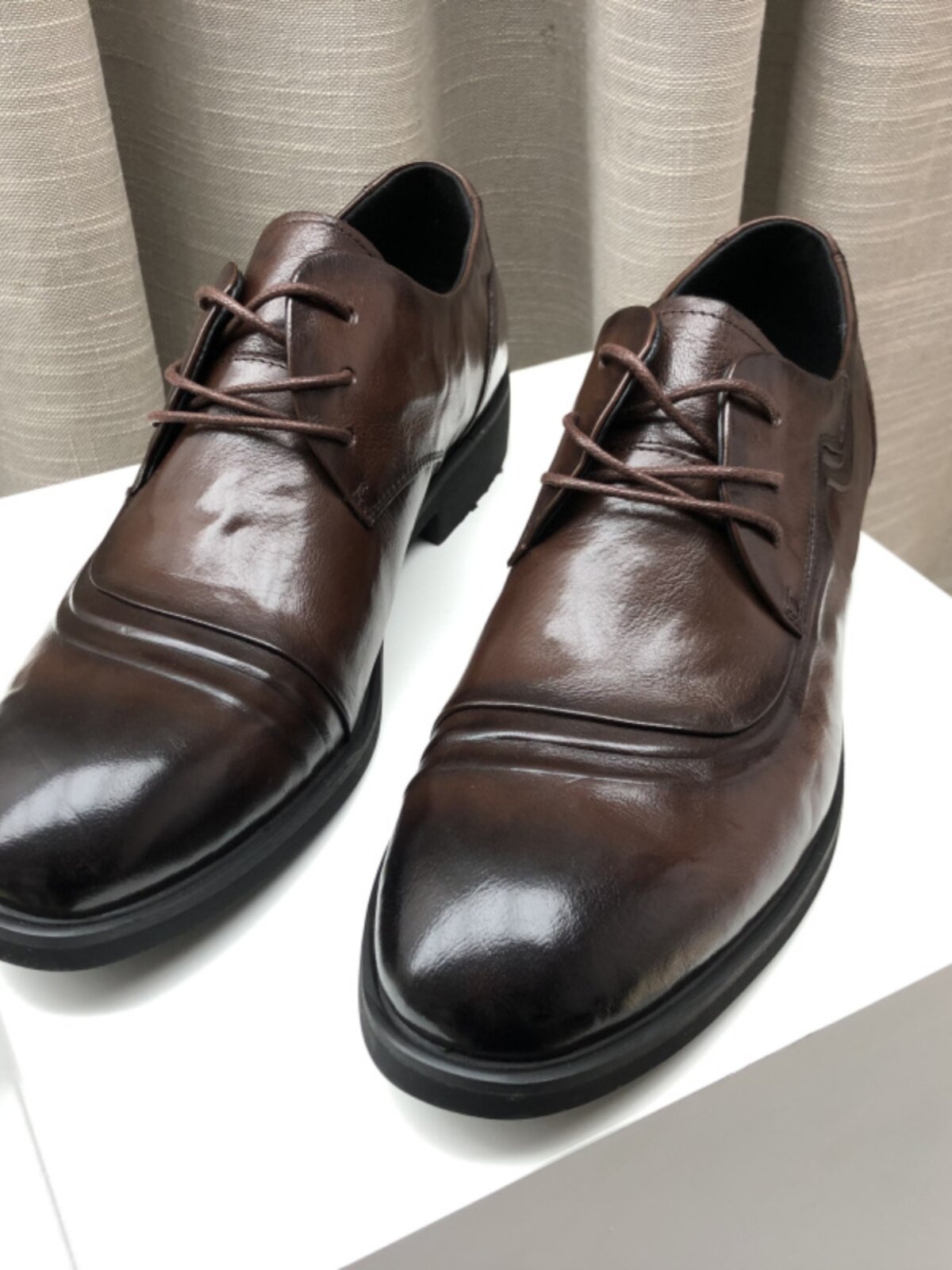 FACTORY DIRECT  AUTUMN NEW MENS SHOES TRENDY VERSATILE FLAT HEEL LACE-UP ROUND TOE FASHION DRESS LEATHER SHOES BROWN