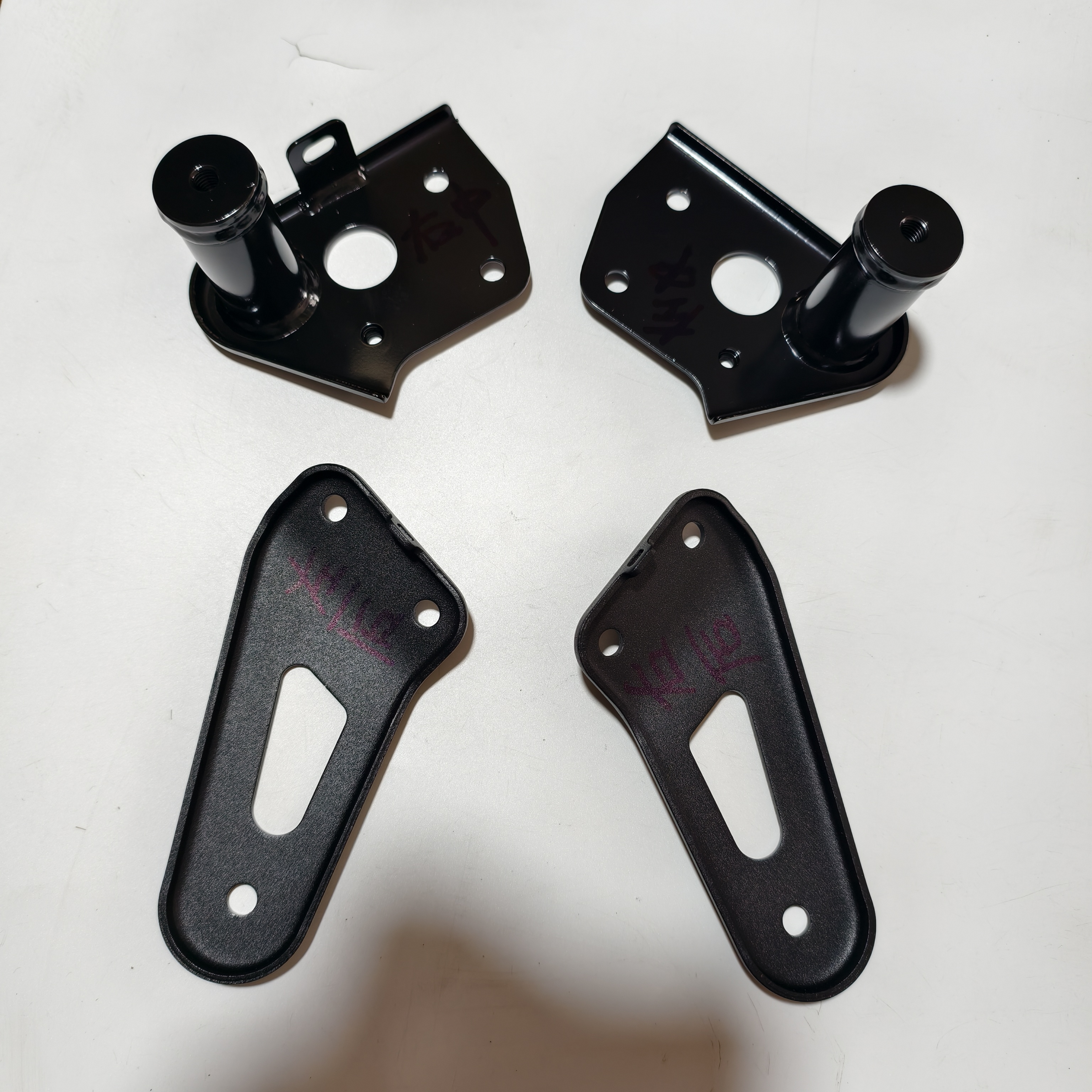CFMOTO春风原厂配件800MT前保险杠中安装座CF800-5保险杠后安装座