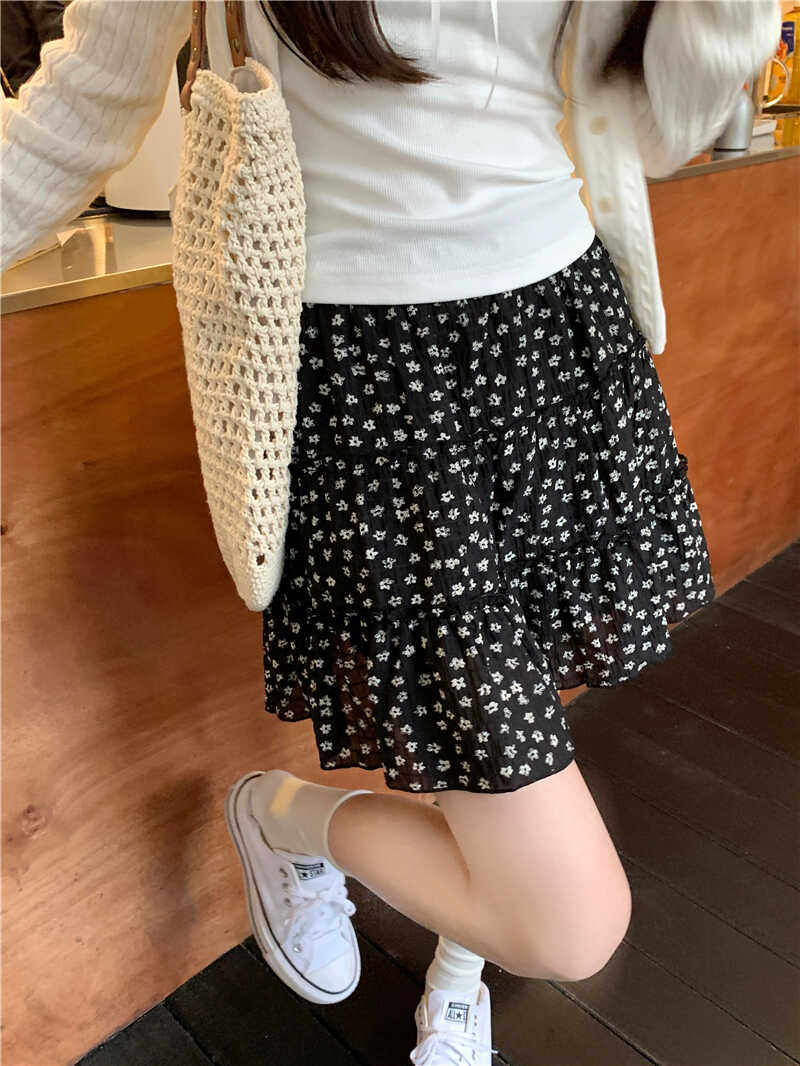 复古波点碎花半身裙女春夏黑色高腰蓬蓬蛋糕半裙短裙荷叶边a字裙