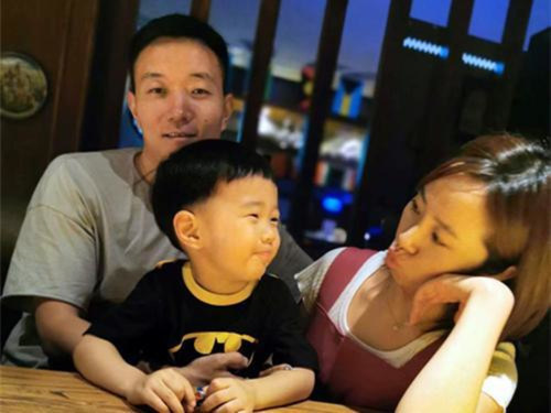 为了让身患肿瘤的孩子们不因治疗费短缺而放弃，项目计划筹集20万元，预计救助6-18名患者，根据患者病情及治疗缺口，报销比例等，单人救助的最高金额不超过3万元