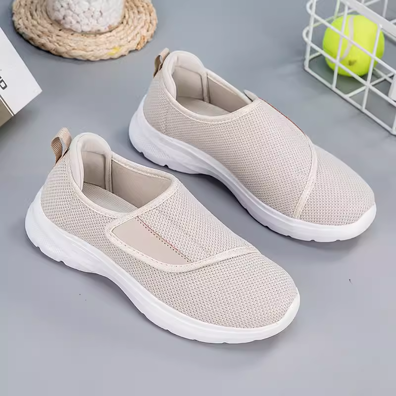 轻便舒适魔术贴女鞋中老年