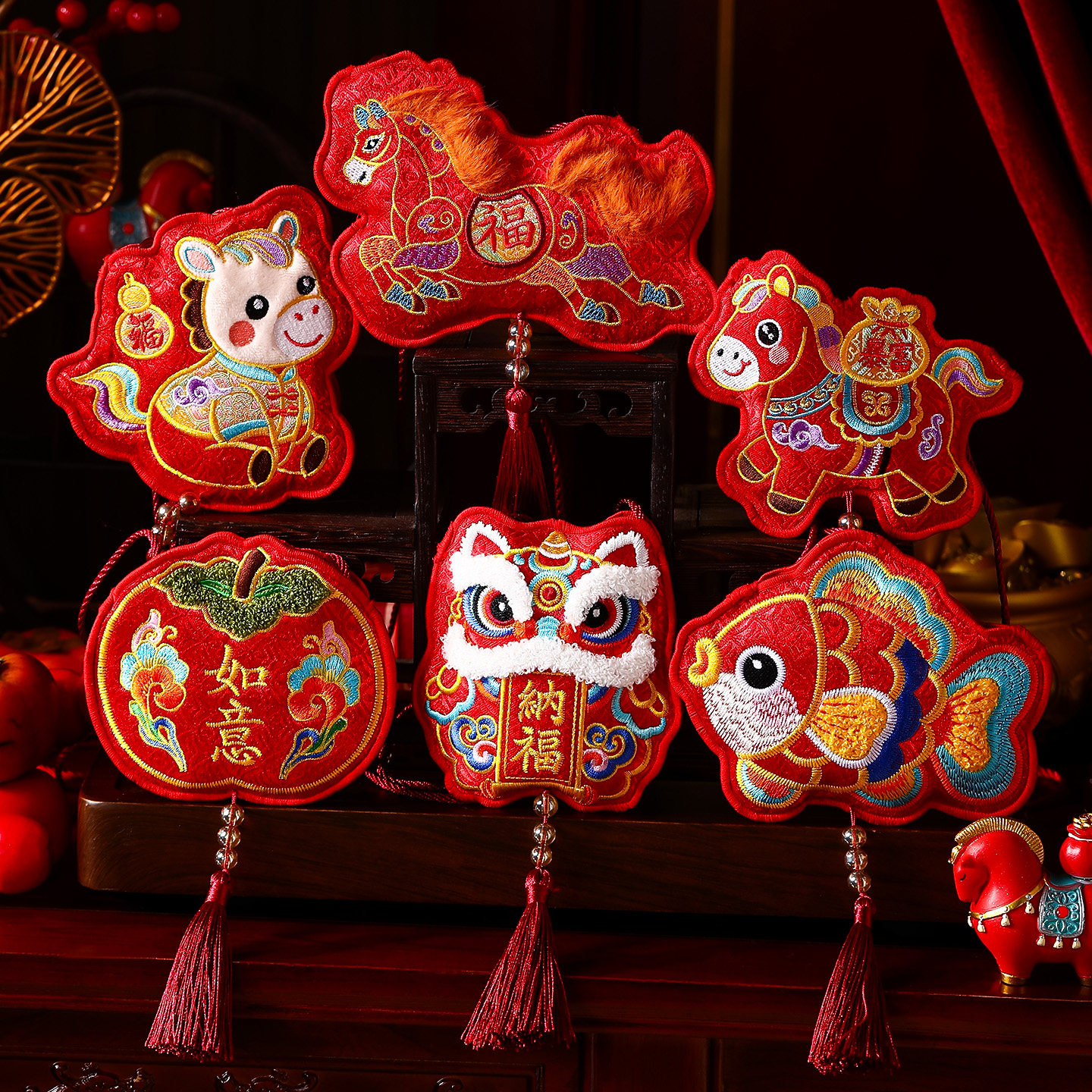 2026马年布艺生肖红包袋过年儿童高档压岁钱包新年刺绣千元利是封