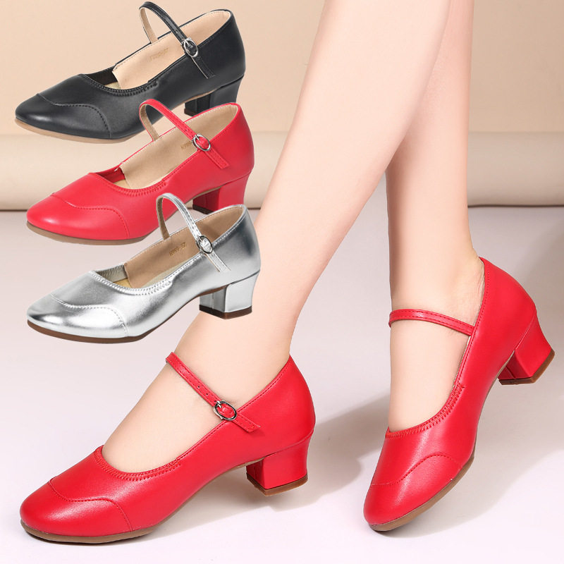 银色舞蹈鞋女舞鞋女2025新款拉丁舞鞋跳舞鞋广场舞鞋软底表演成人