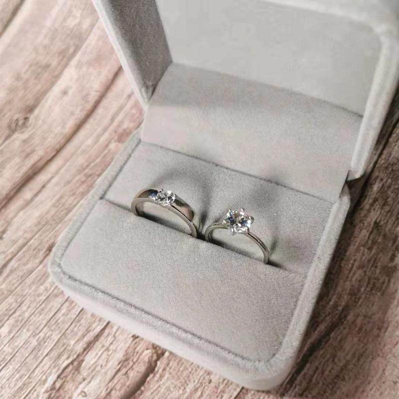 BQ情侣用的款假对戒戒指婚礼一对求婚现场交换仪式结婚道具钻石仿