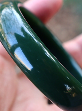 天然新疆和田玉碧玉手镯