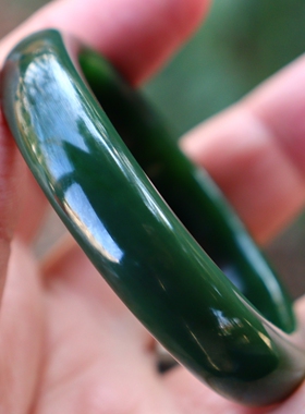 天然新疆和田玉碧玉手镯