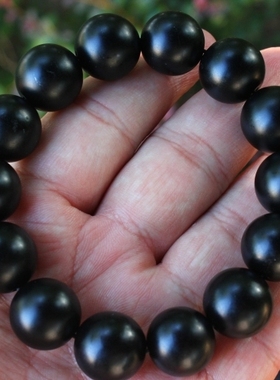 天然新疆和田玉墨玉黑羊脂手链