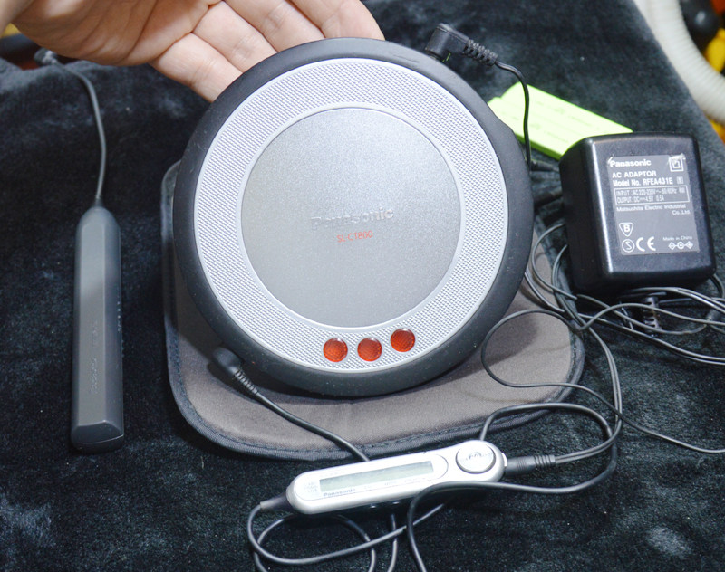 2手日产松下超薄金属壳cd机随身听ct800可读mp3文件好成色全套