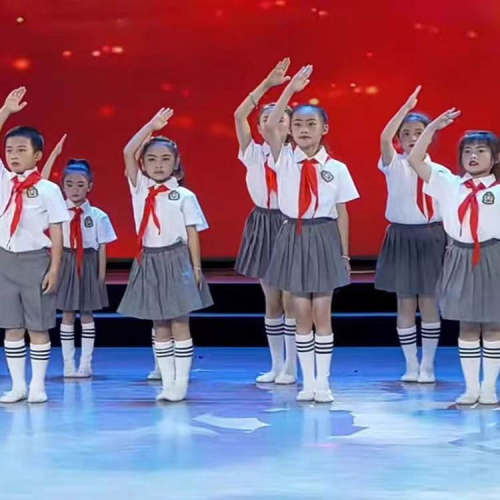 中小学生红色爱国合唱演讲演出服
