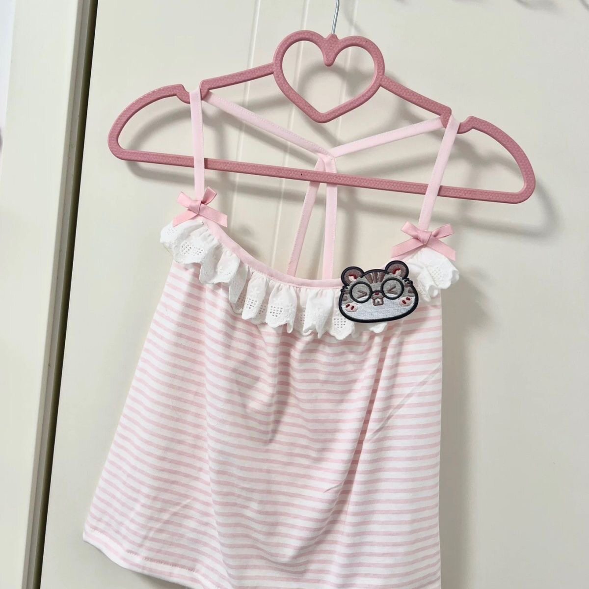 thumbnail for Japanese girls wear pink cute plaid embroidered lace lace pure desire camisoles and soft girl short tops