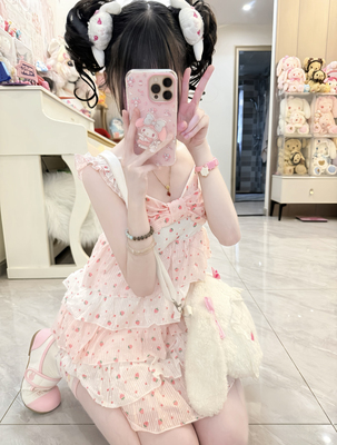 RichGirl少女自制日系软妹草莓褶皱可爱蛋糕裙连衣裙